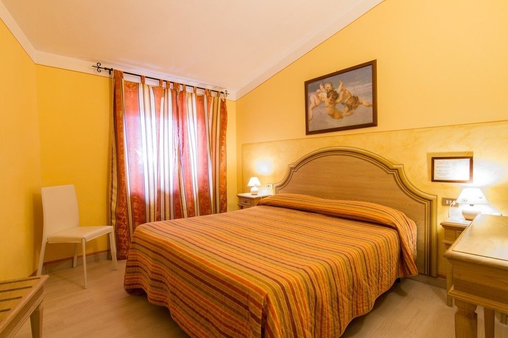 Berti Hotel 2*
